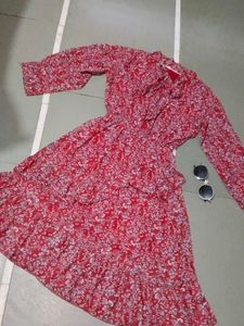 White And Red Floral Print Ruffle Dress Combo