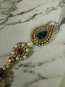 waist brooch keychain/chabi challa