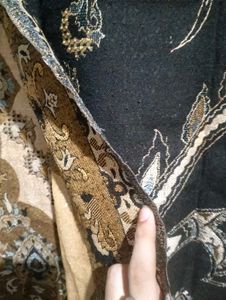 Elegant shawls reversible you can wear in 2 side