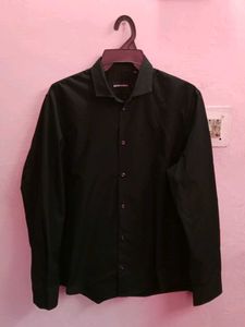 EMPORIO ARMANI Men&#39;s Black Shirt