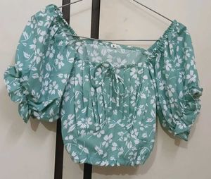 Floral Puff Sleeve Top