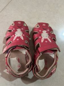 Max Sandals