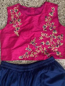 Preloved Skirt N Top Set