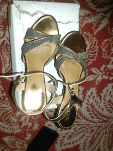 Inc.5 Sparkly Gold Heels