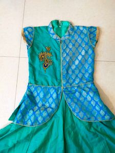 Girls&#39; Green Ethnic Dress