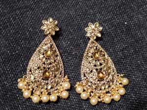 Elegant Gold Tone Drop Earrings