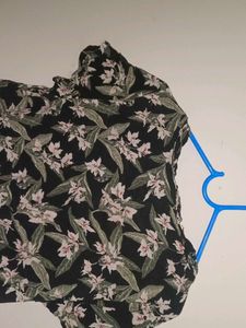 Floral Print Crop Top