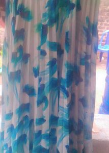 A Formal Stylish Skirt