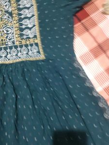 Nayra Cut Kurti