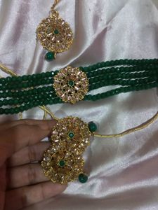 Emerald  Green Choker Set 💚🌷