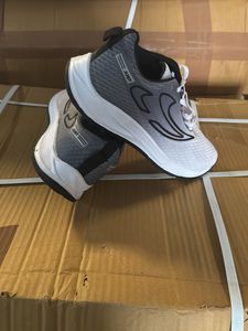 Sports Shoes