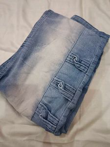 Women&#39;s Blue Jeans
