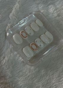 White Shell Nails