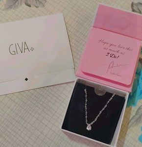 GIVA Necklace