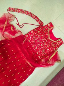 Very Beautiful Ethnic Cane Gown With Belt Nd Duppa