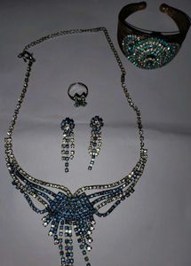 Vintage Blue Rhinestone Necklace Set
