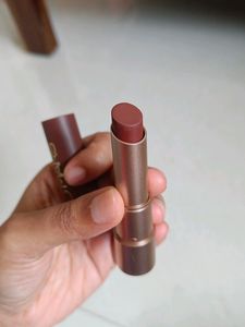 Mars Lipstick Shade Bollywood Surprise