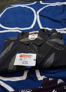 Men Tone Black Leaf Print Shirt
