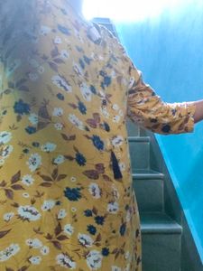 Avaasa L Size Kurti