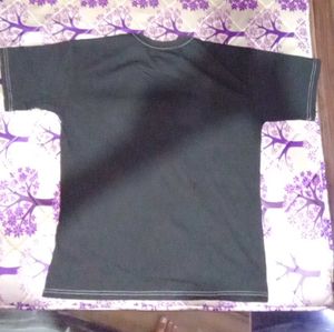 Black Pocket Tee