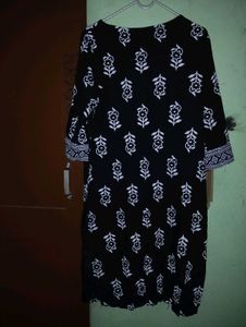 Black &amp; White Kurta Set