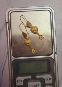 Beautiful New Hanging Earings
