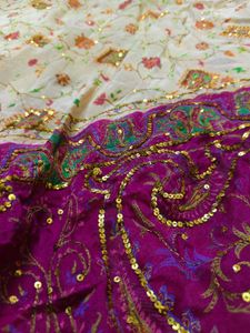 vintage aari work. beautiful 😍 Saree