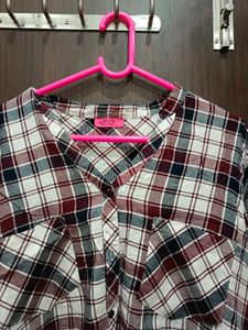 Checkered Casual Slim Neck Shirt