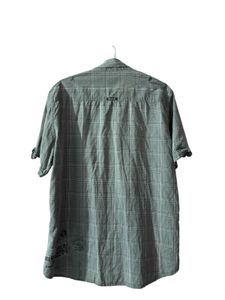 Men&#39;s Plaid Button-Down Shirt