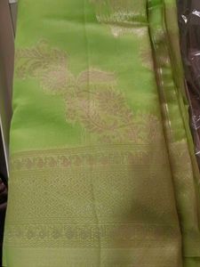 New Tissue Saree With Blouse