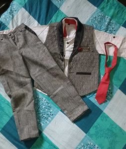 Boy's Stylish Outfit Set