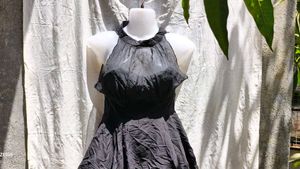 7.27.4 SEXY MINI PARTY DRESS