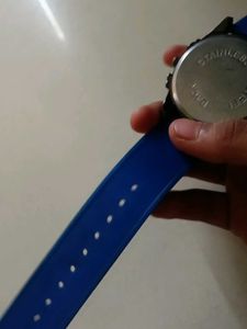 Stylish Blue Wristwatch