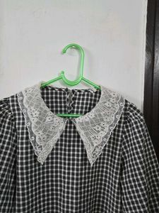 Checkered Lace Collar Top bust 32~34
