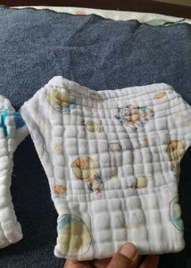 Baby muslin diapers