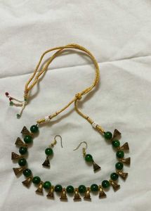 Green Beaded Necklace Set