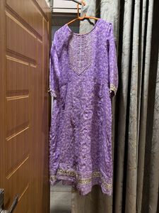 Beautiful Kurta Set With Silver Lace Design