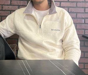 Columbia Sweatshirt