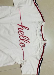 Trendy “Hello” Printed White T-Shirt – ₹500 Only!