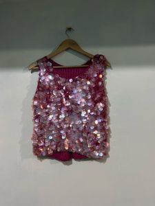 Women top