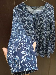 A Light Weight Summer Essential ☀️ Blue Flowy Top