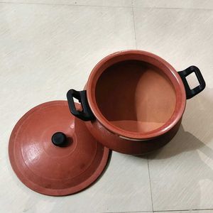 Earthen Clay Cooking Pot