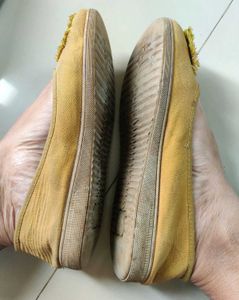 Cute Yellow Ballerinas(My Mostly U***)