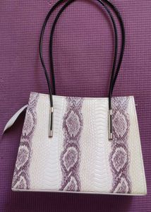 Vintage G Snakeskin Print Bag