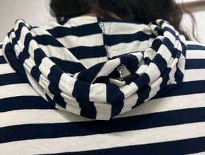 Striped Cropped Hoodie – Full Sleeves &amp; Trendy Fit