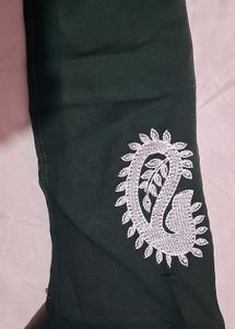 Elegant Green Embroidered Kurta