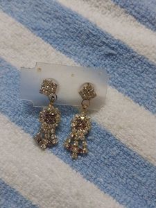 Stud Earrings(3)