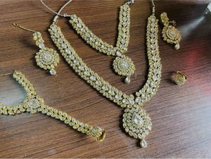 Jewellery set