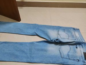 Lee Jeans 👖 For Men