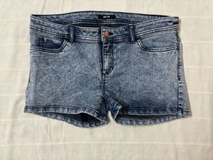 Nuon Women Shorts